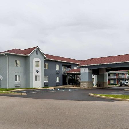 Super 8 By Wyndham Indianapolis/Ne/Castleton Area Ξενοδοχείο Εξωτερικό φωτογραφία