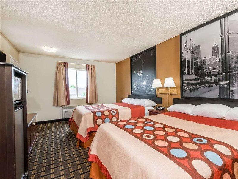 Super 8 By Wyndham Indianapolis/Ne/Castleton Area Ξενοδοχείο Εξωτερικό φωτογραφία