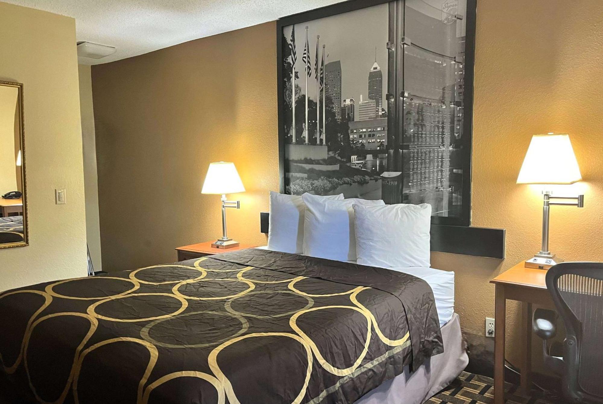 Super 8 By Wyndham Indianapolis/Ne/Castleton Area Ξενοδοχείο Εξωτερικό φωτογραφία