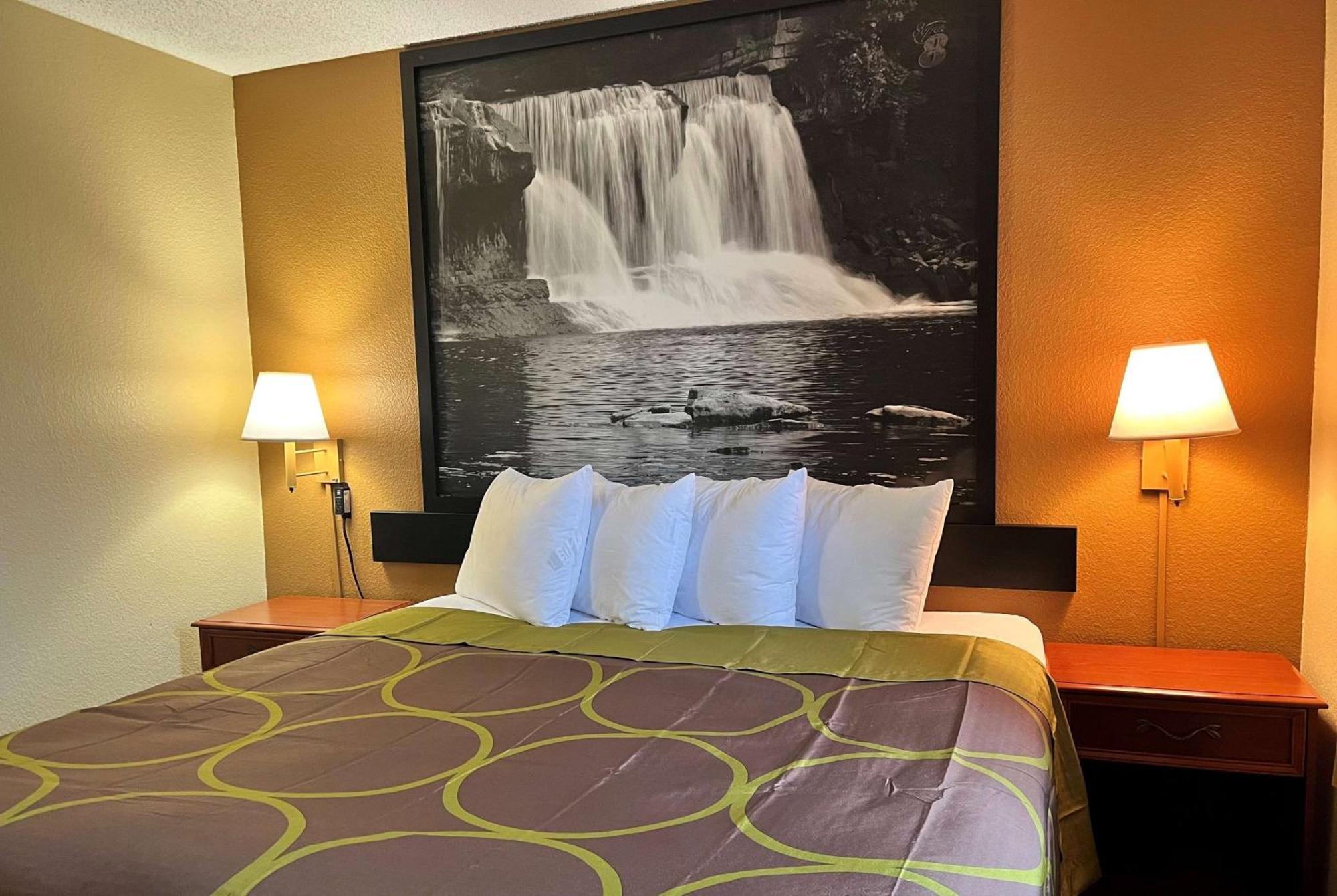 Super 8 By Wyndham Indianapolis/Ne/Castleton Area Ξενοδοχείο Εξωτερικό φωτογραφία