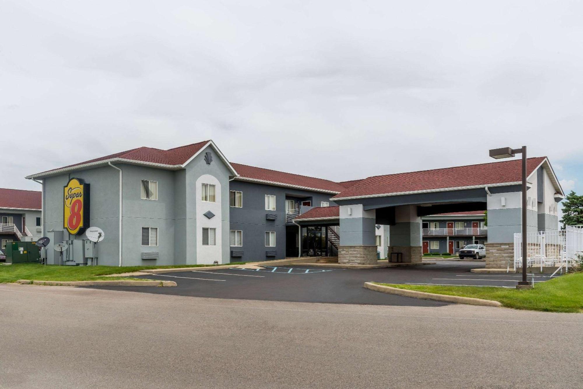 Super 8 By Wyndham Indianapolis/Ne/Castleton Area Ξενοδοχείο Εξωτερικό φωτογραφία